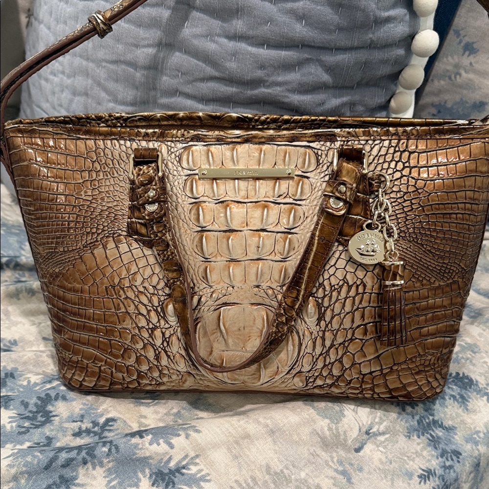 Brahmin Medium Asher Tote in Melbourne Croc Embossed Leather